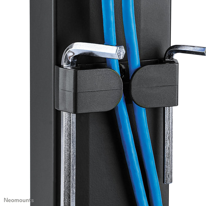 Neomounts FPMA-D865 noir est un support de bureau pour écrans plats jusqu'à 32 pouces (81 cm).