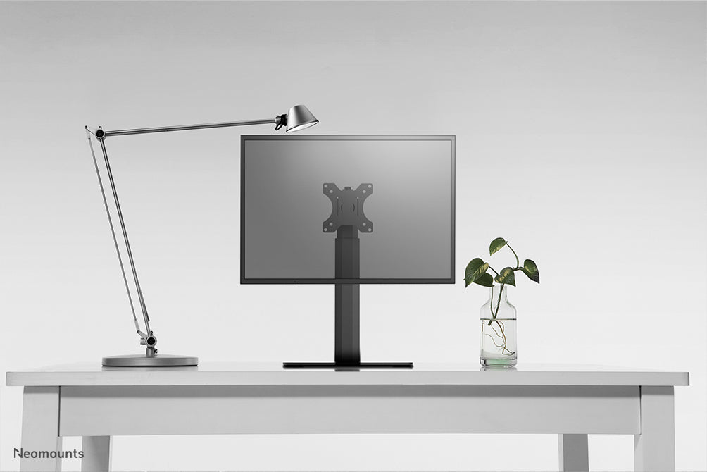 Neomounts FPMA-D865 noir est un support de bureau pour écrans plats jusqu'à 32 pouces (81 cm).