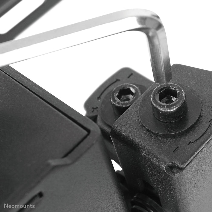 Neomounts LED-VW2500 zwart1 est un support mural plat pour mur vidéo pour écrans jusqu'à 75 pouces (191 cm), pour montage horizontal et vertical - Noir