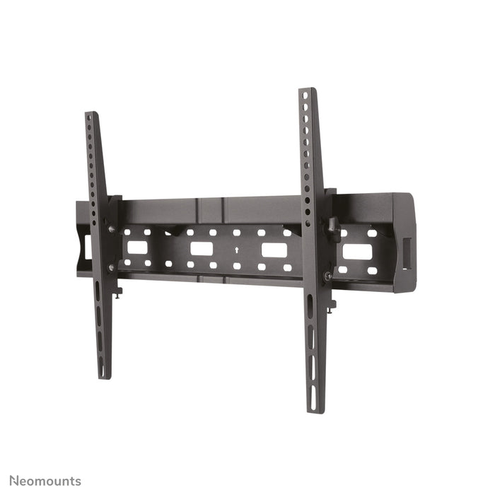 Neomounts LFD-W2640MP est un support mural inclinable pour écrans plats jusqu'à 75 pouces et offre la possibilité de placer un lecteur multimédia ou un mini PC derrière l'écran.
