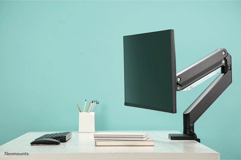 Neomounts NM-D775black est un support de bureau à vérin à gaz pour écrans plats jusqu'à 32 pouces (81 cm) - Noir